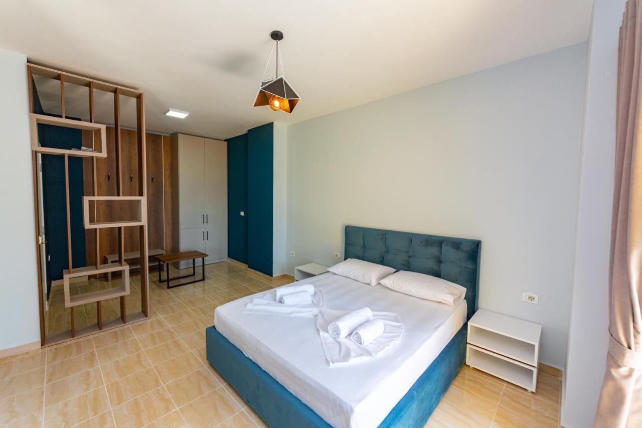 Ponari S Hotel Kryemëdhej Extérieur photo