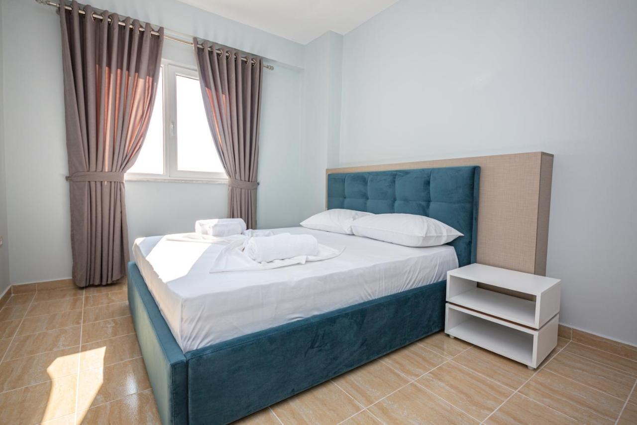 Ponari S Hotel Kryemëdhej Extérieur photo