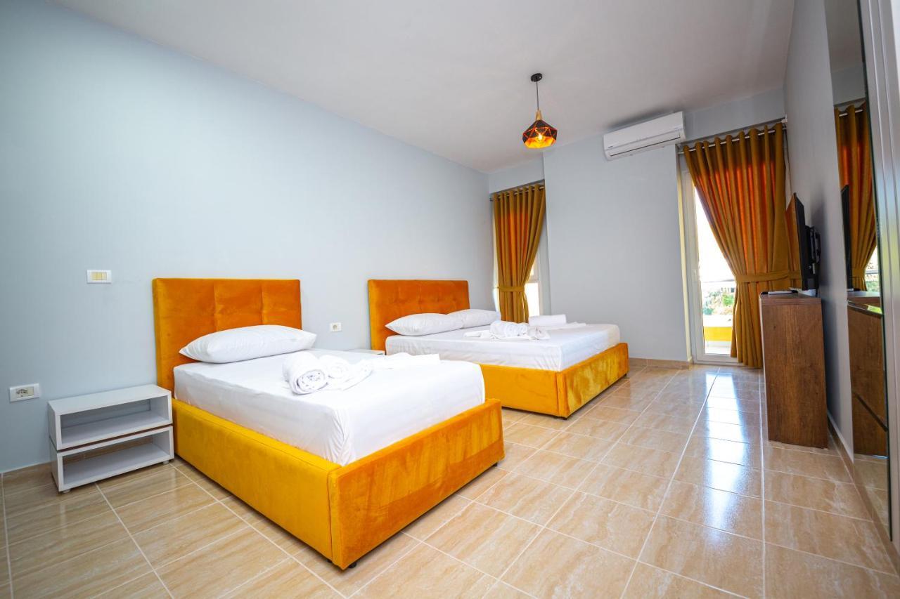 Ponari S Hotel Kryemëdhej Extérieur photo