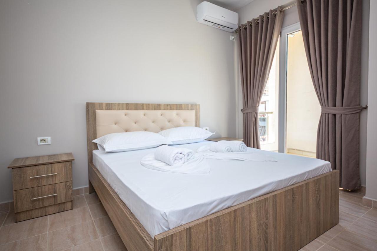 Ponari S Hotel Kryemëdhej Extérieur photo